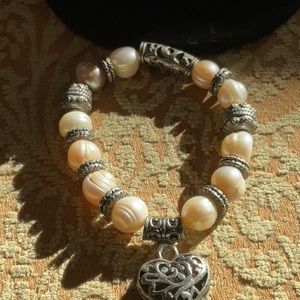 Bracelet Brighton inspired pearl and silver